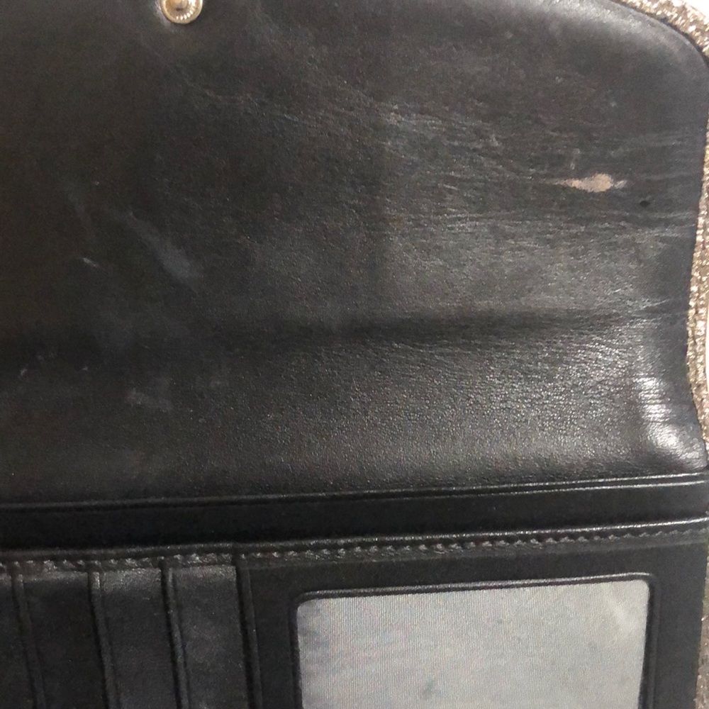 Coach Wallet - Picture 4 of 4